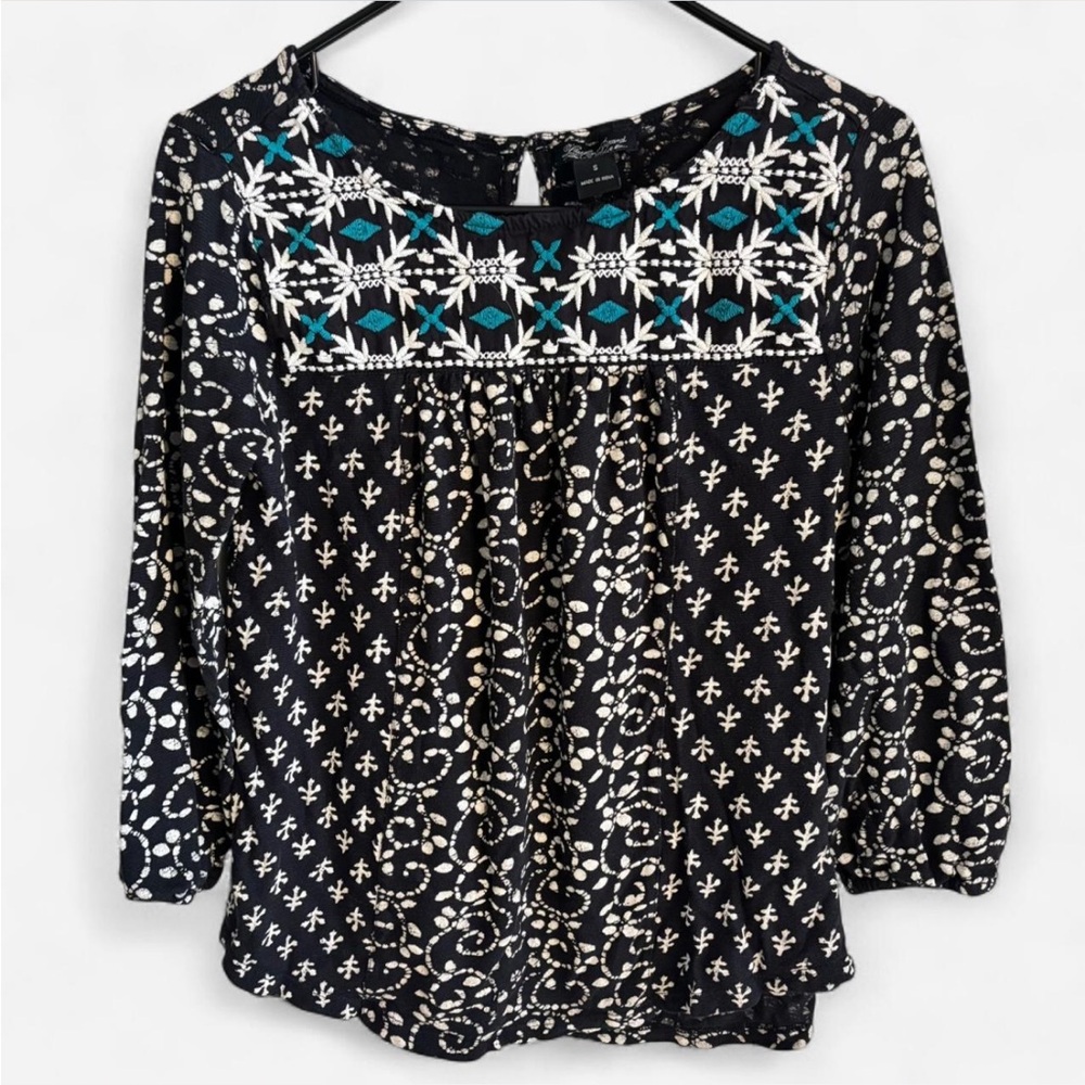 Lucky Brand Embroidered Boho Peasant Top